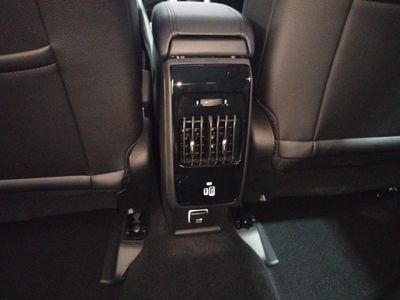 jeep-compass-ehybrid-1-5-mhev-130hp-altitude-dct-20 Thumbnail