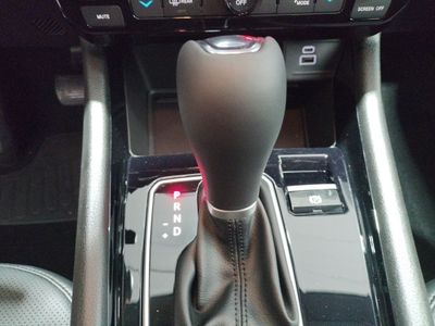 jeep-compass-ehybrid-1-5-mhev-130hp-altitude-dct-17 Thumbnail