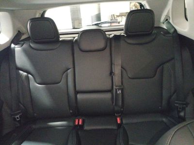 jeep-compass-ehybrid-1-5-mhev-130hp-altitude-dct-19 Thumbnail