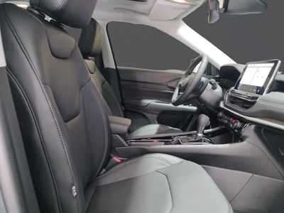 jeep-compass-ehybrid-1-5-mhev-130hp-altitude-dct-8 Thumbnail