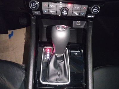 jeep-compass-ehybrid-1-5-mhev-130hp-north-star-dct-17 Thumbnail