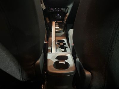 opel-corsa-1-2t-xhl-74kw-100cv-edition-19 Thumbnail