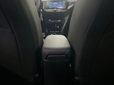 opel-corsa-1-2t-xhlhybrid-81kw-gs-edct-21 Thumbnail