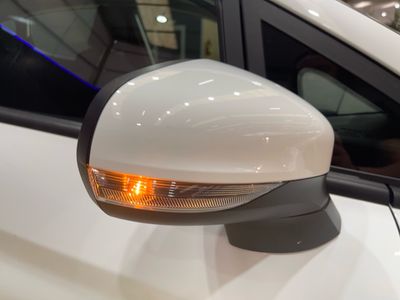 ford-fiesta-1-1-pfi-glp-55kw-75cv-trend-5p-22 Thumbnail