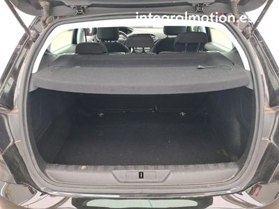 peugeot-308-5p-active-pack-bluehdi-130-s-s-eat8-9 Thumbnail