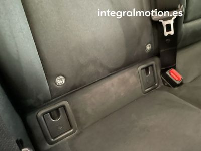 lexus-ux-2-0-250h-business-31 Thumbnail