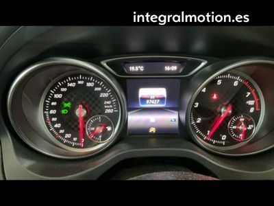 mercedes-clase-a-a-180-amg-line-4 Thumbnail