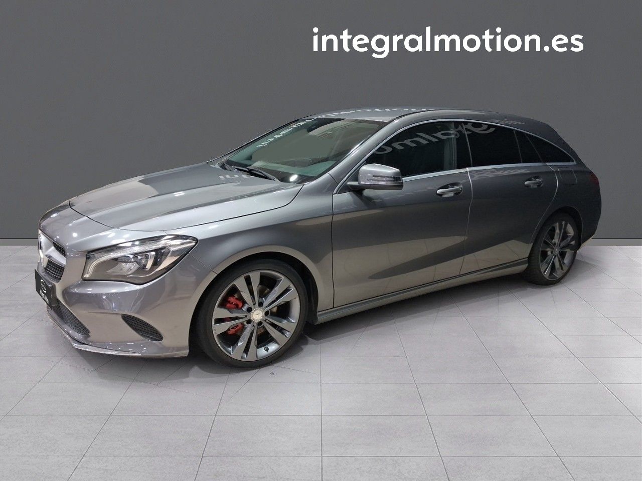Mercedes-Benz Clase CLA CLA 200 d AMG Line Shooting Brake