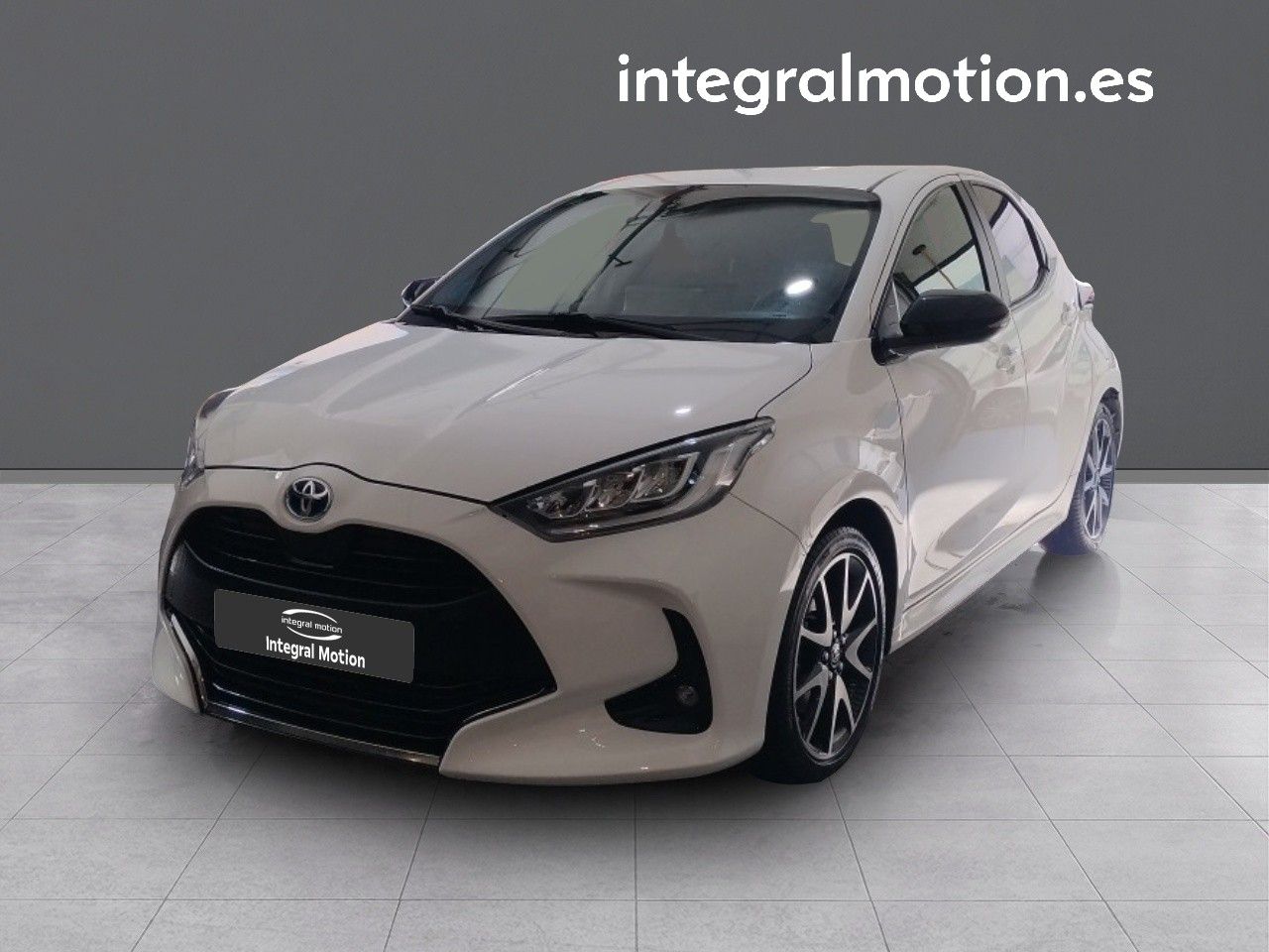 Toyota Yaris 1.5 120H Style Plus