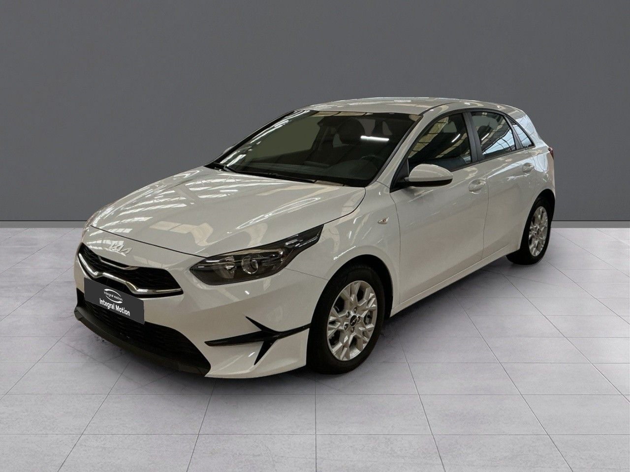 Kia Ceed 1.6 MHEV iMT 100kW (136CV) Concept