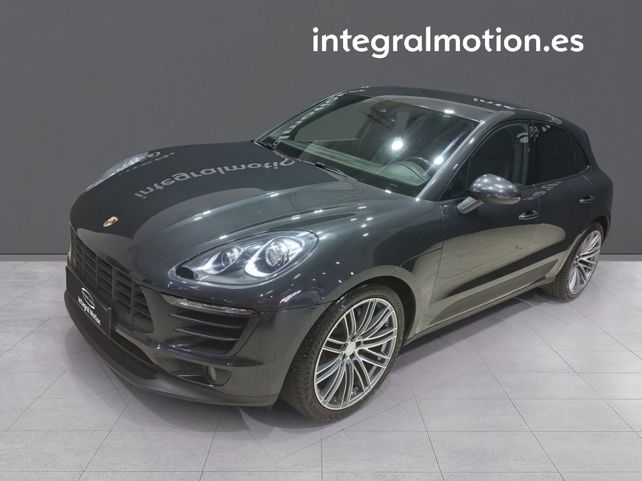 Porsche Macan -