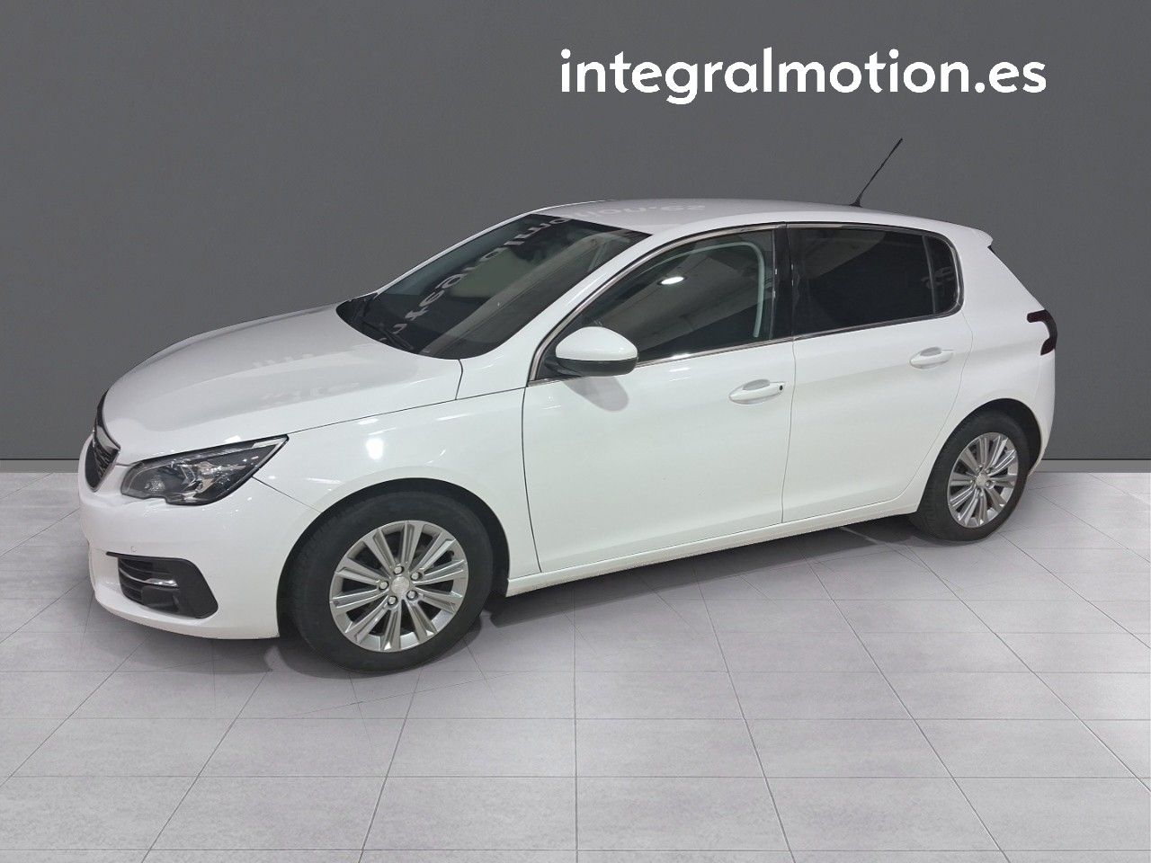 Peugeot 308 5p Allure 1.6 BlueHDi 88KW (120CV)