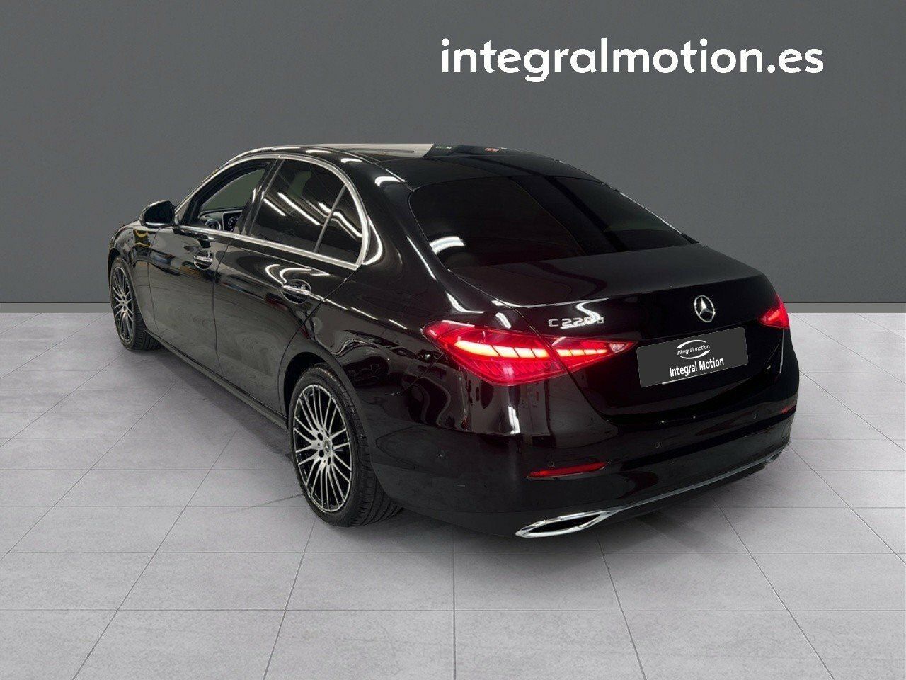 mercedes clase c 2024 / foto grande (3)