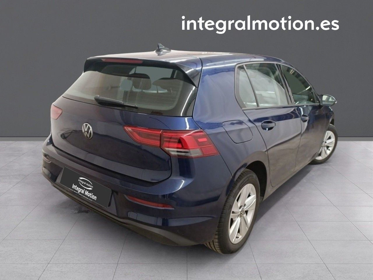 Servicio de portes baratos en madrid  de segunda mano en Madrid - volkswagen golf 2023 /