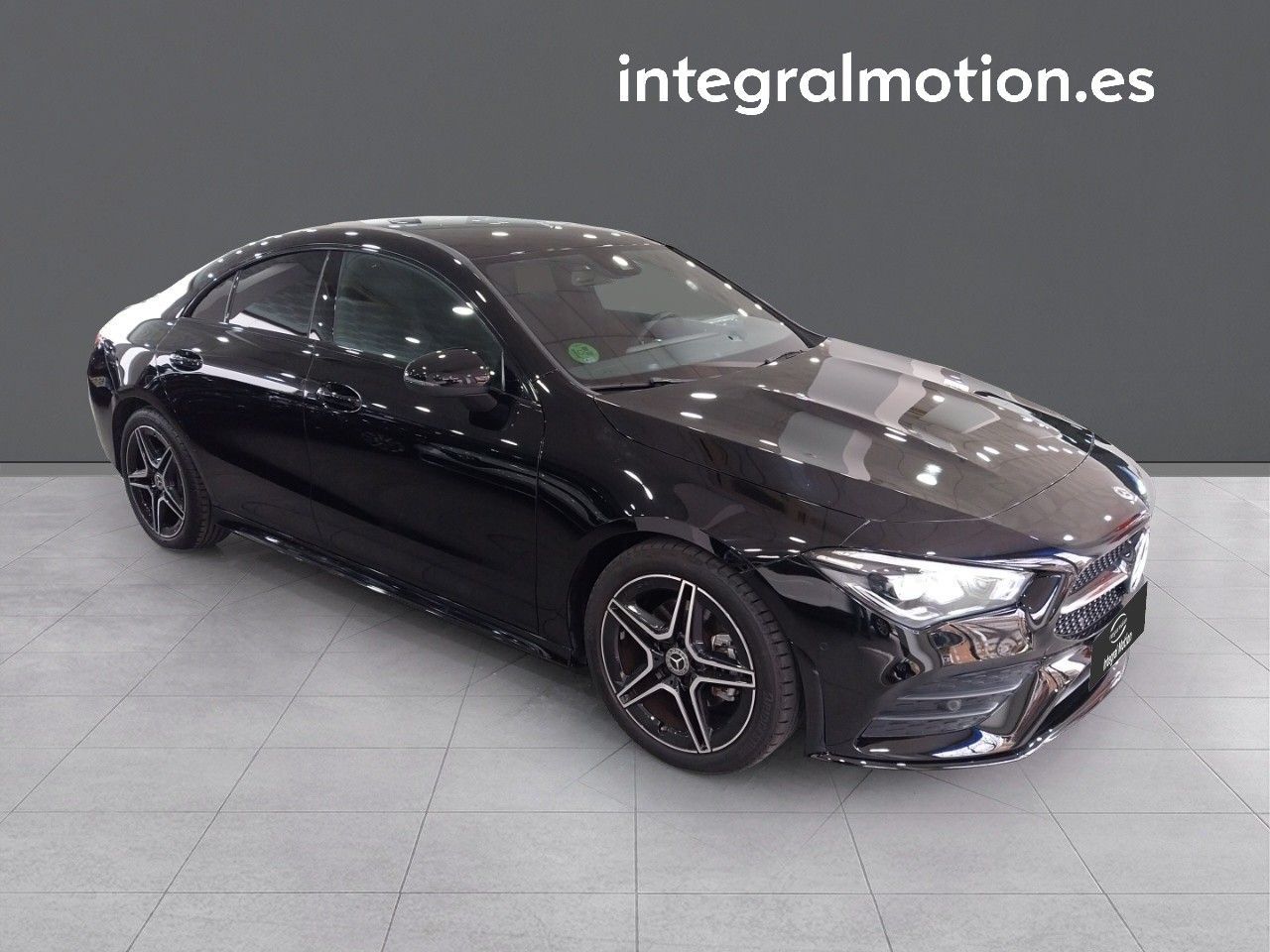 mercedes cla 2023 / foto grande (2)