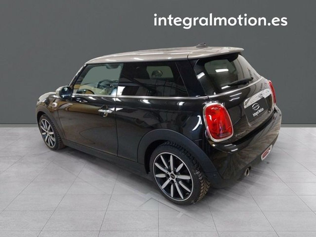 mini mini 2020 / foto grande (3)