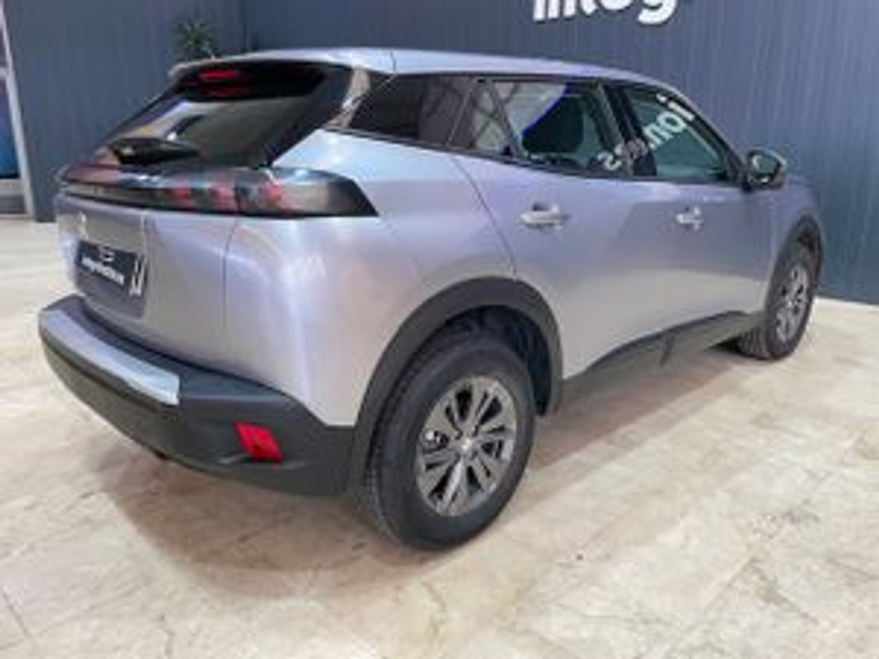 peugeot 2008 2021 / foto grande (3)