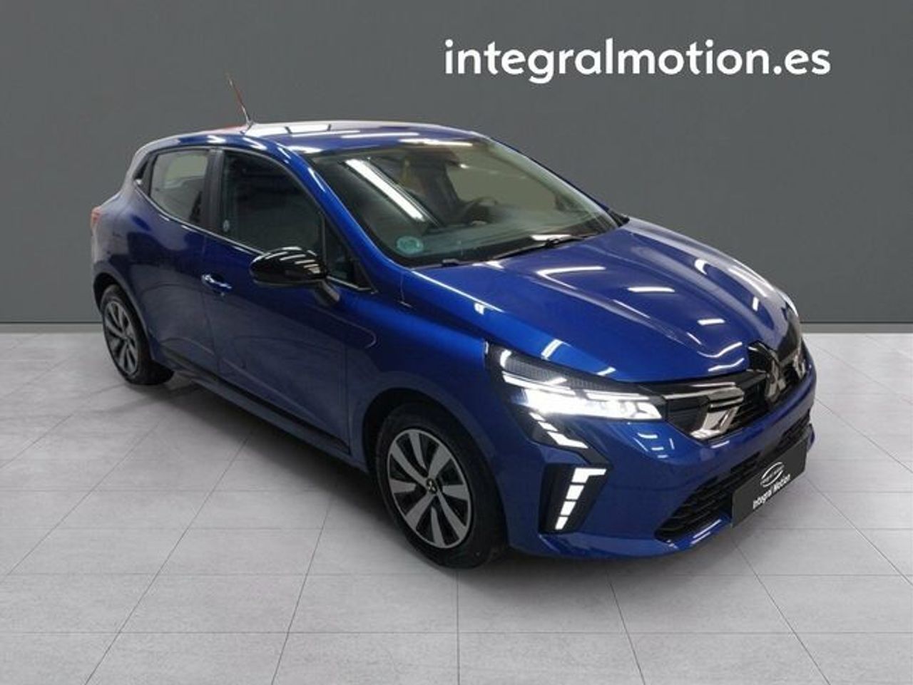 mitsubishi colt 2024 / foto grande (2)