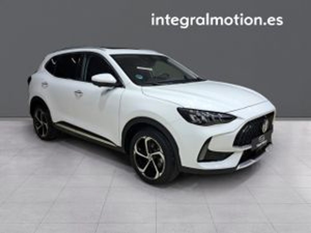 mg hs 2024 / foto grande (2)