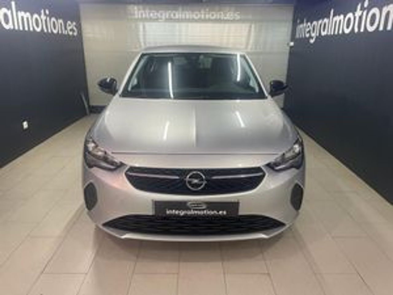 Opel corsa gris 2023  de segunda mano - opel corsa 2023 /