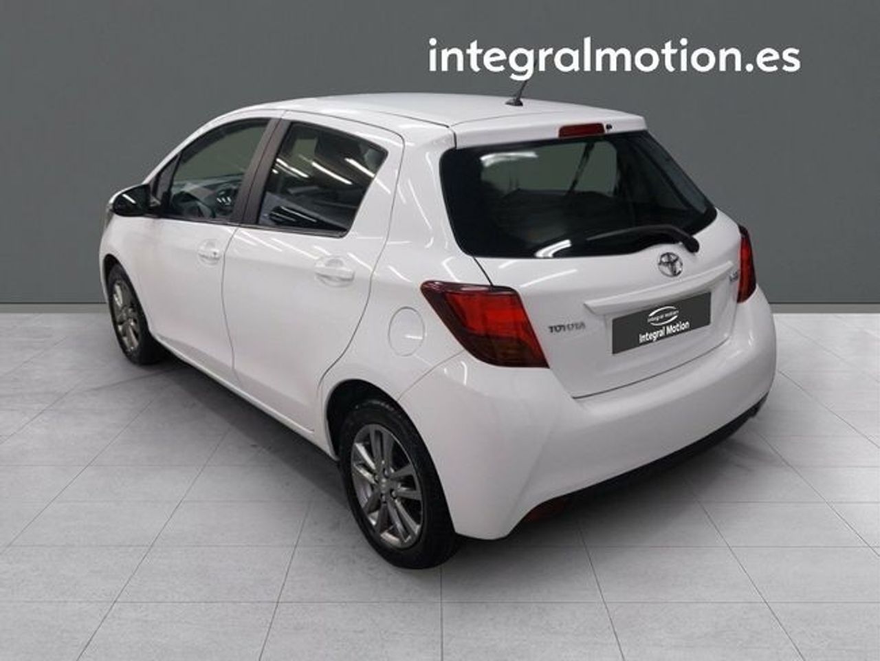 toyota yaris 2015 / foto grande (3)