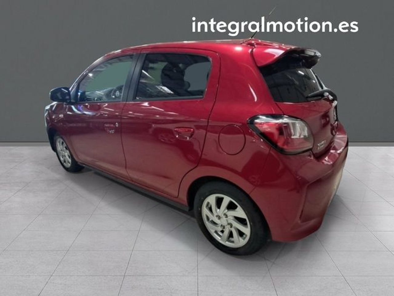 mitsubishi space star 2024 / foto grande (3)