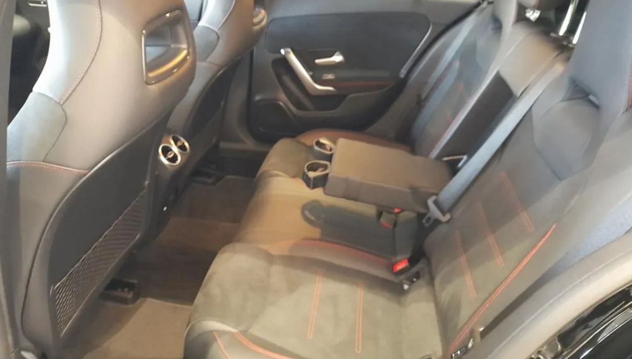mercedes clase a 2023 / foto grande (3)