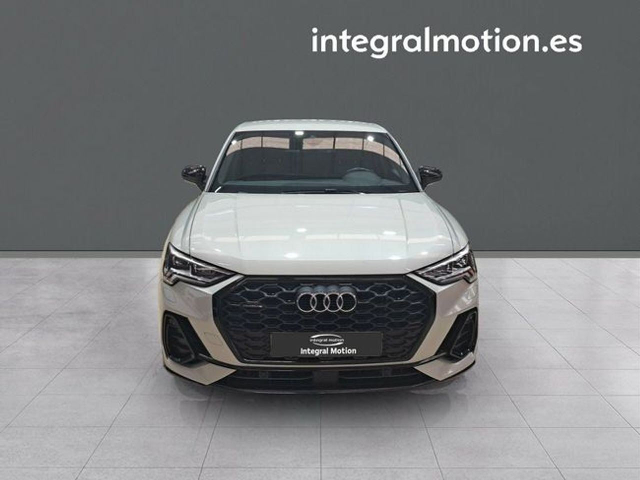 Foto audi q3 2021 /