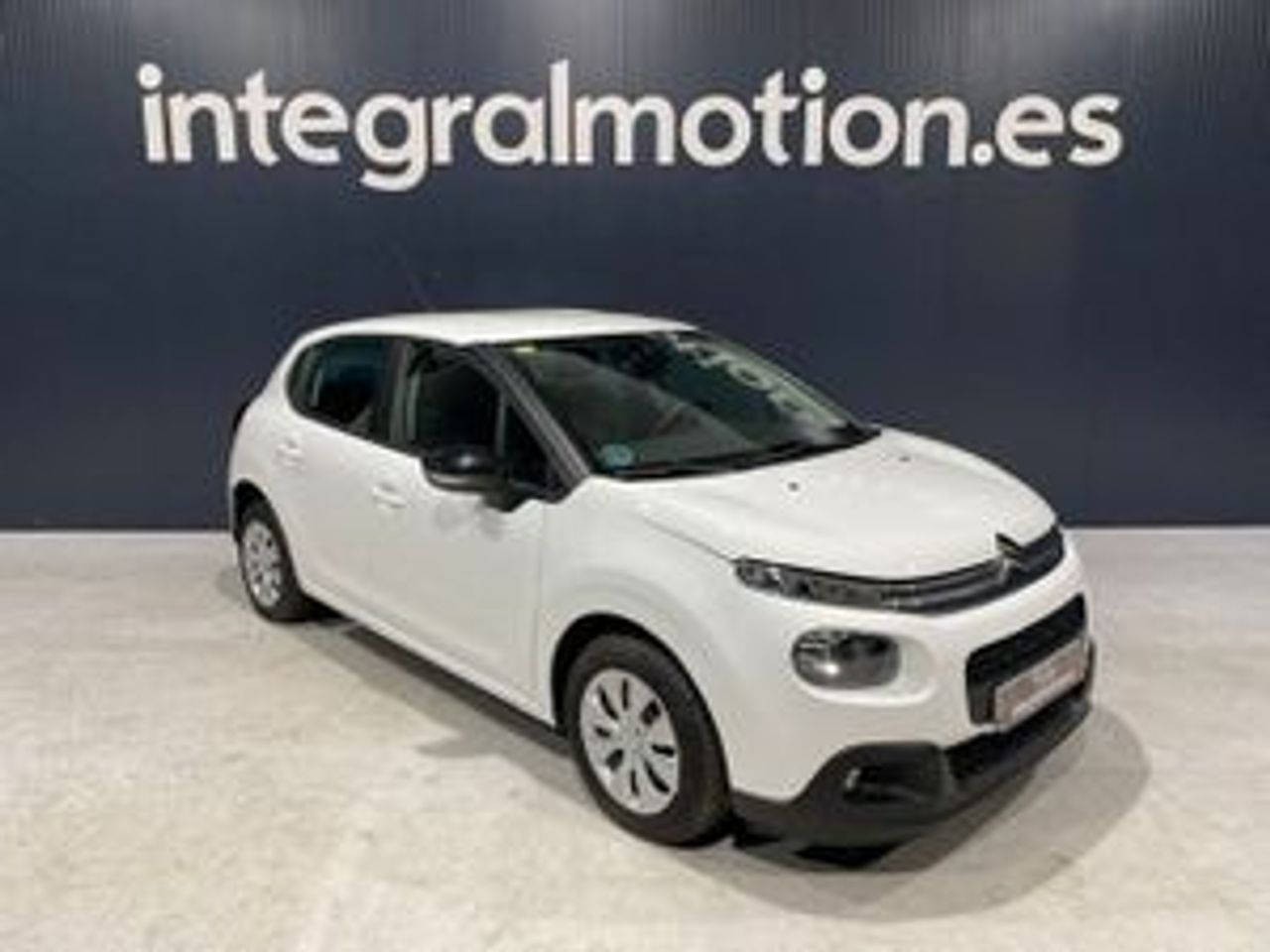 Servicio de portes baratos en madrid  de segunda mano en Madrid - citroën c3 2017 /
