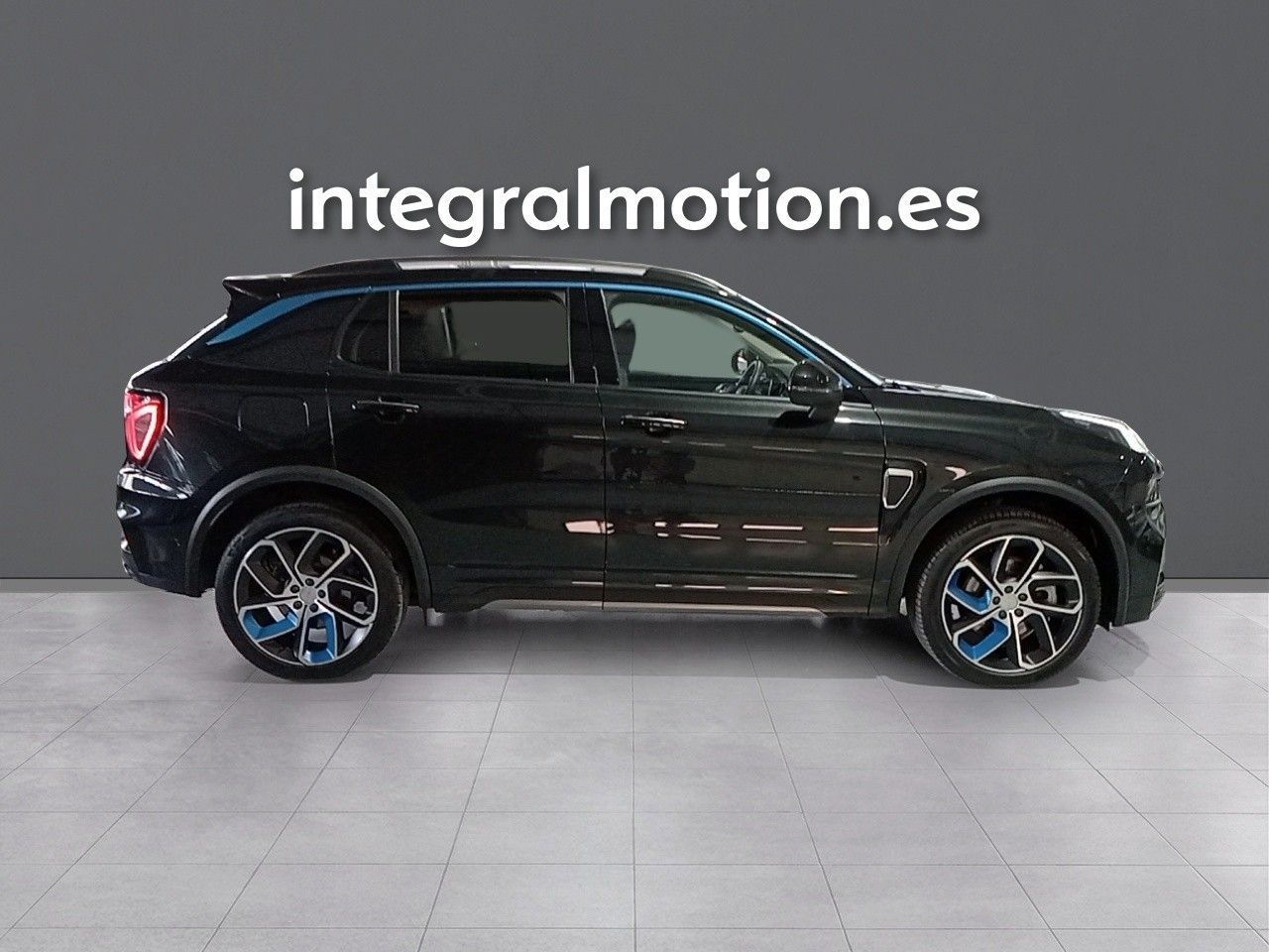 lynk & co 01 2022 / foto grande (3)