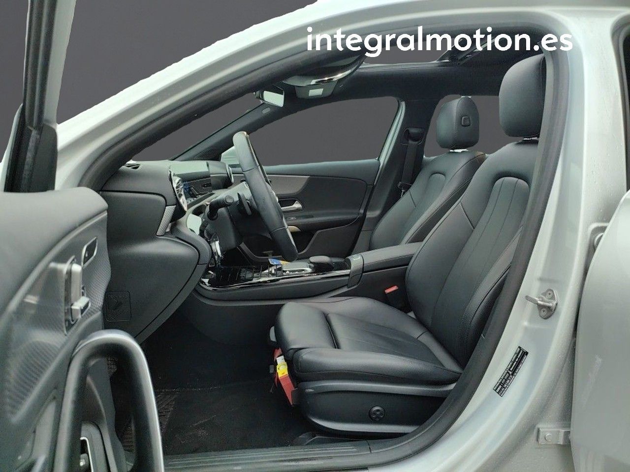 mercedes clase a 2021 / foto grande (3)