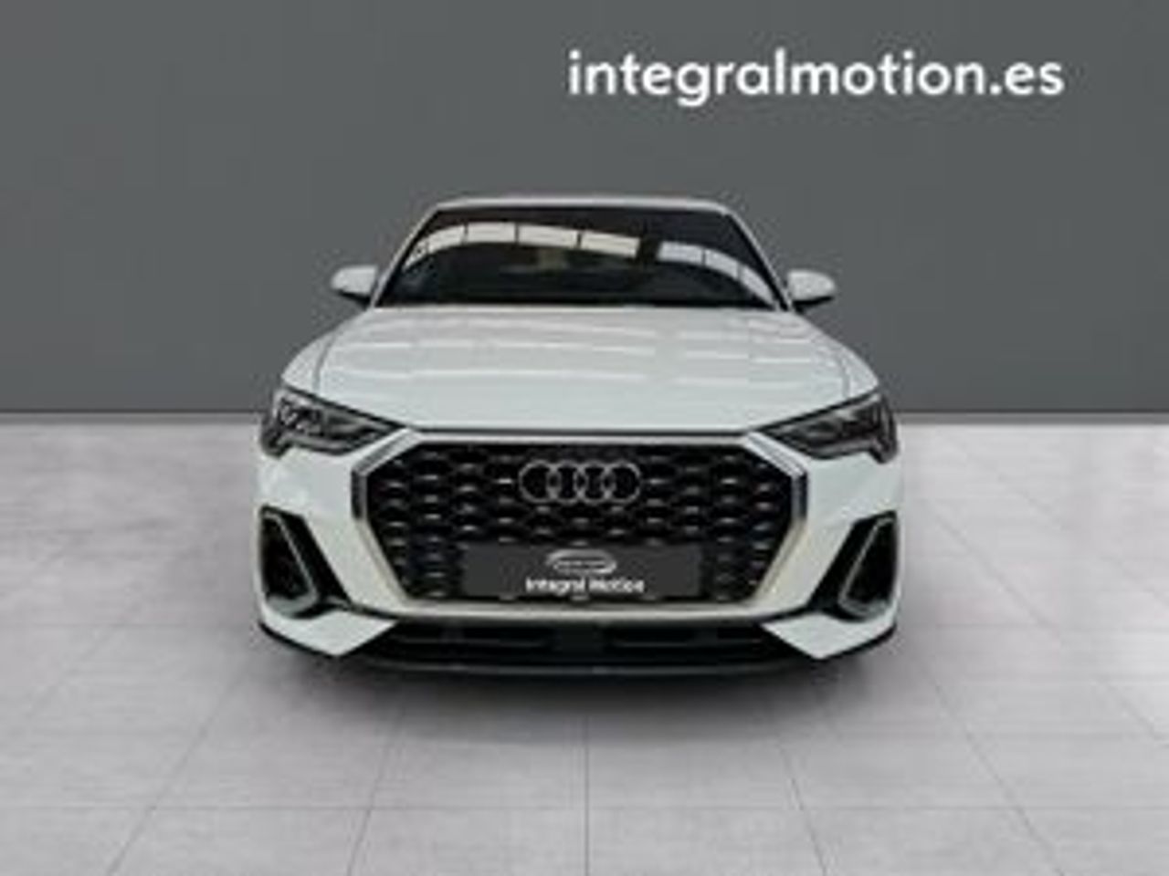 Foto audi q3 2021 /