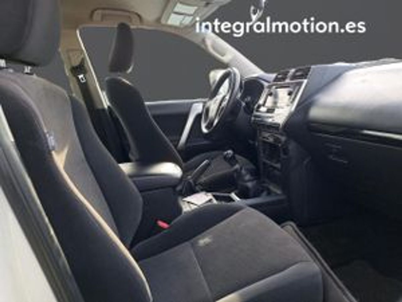 toyota land cruiser 2018 / foto grande (2)