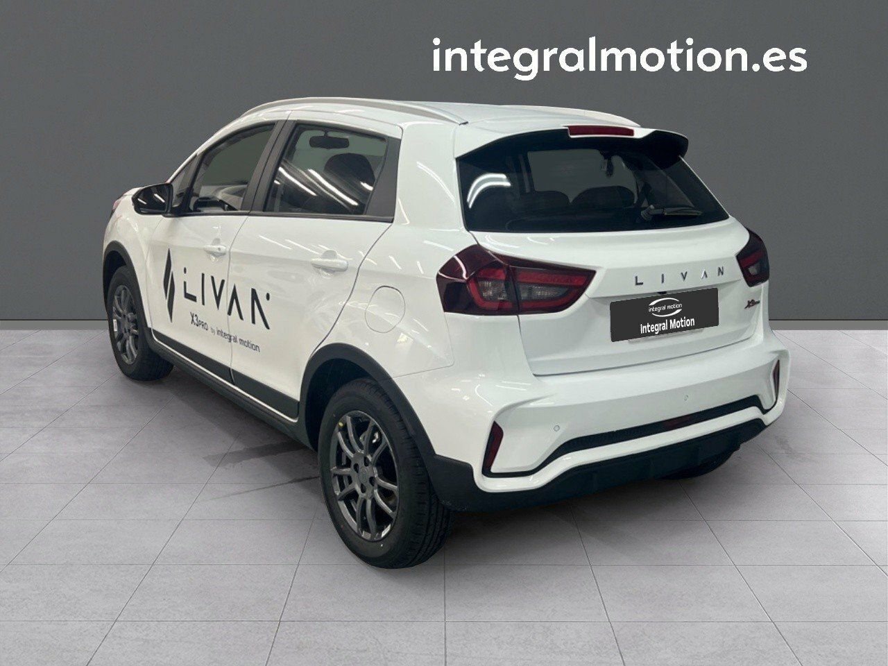 livan x3 pro 2025 / foto grande (3)