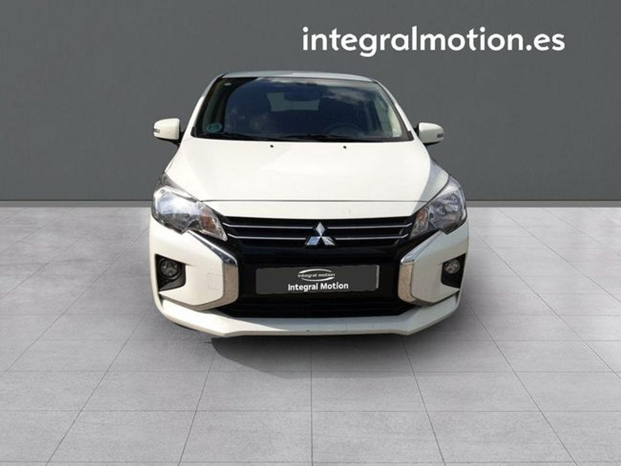 Foto mitsubishi space star 2023 /