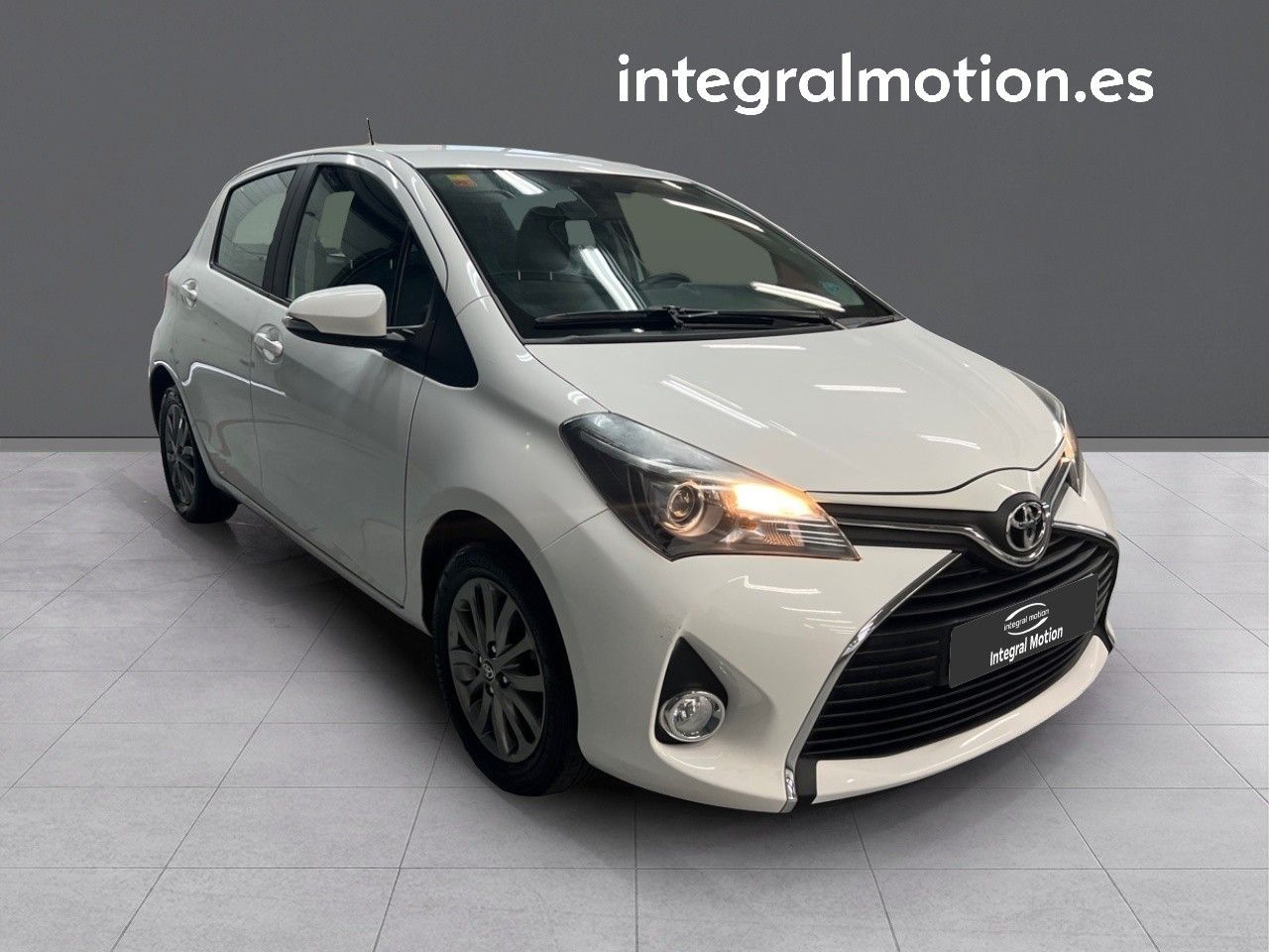 toyota yaris 2017 / foto grande (2)