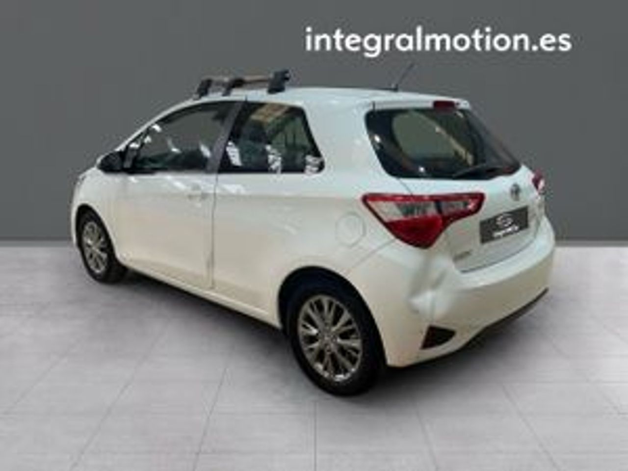 toyota yaris 2019 / foto grande (3)