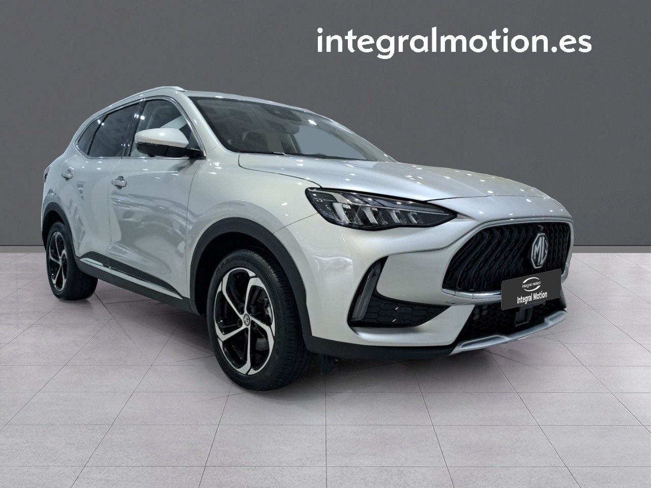 mg hs 2024 / foto grande (2)