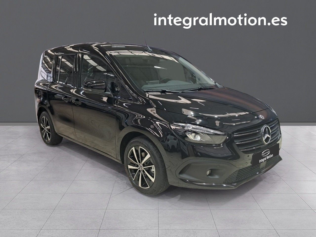 mercedes clase t 2025 / foto grande (2)