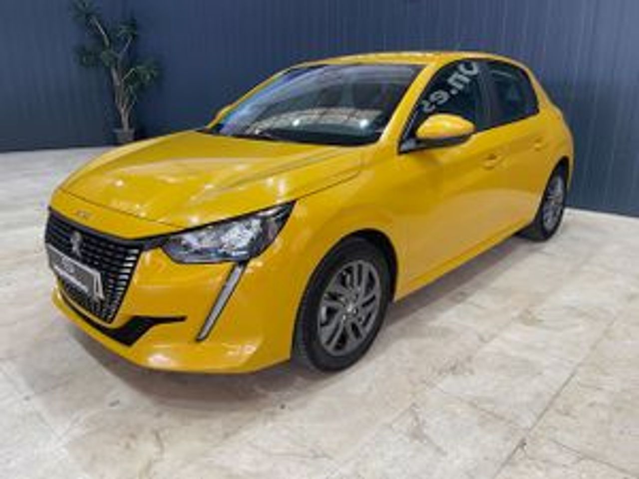 peugeot 208 2021 / foto grande (2)