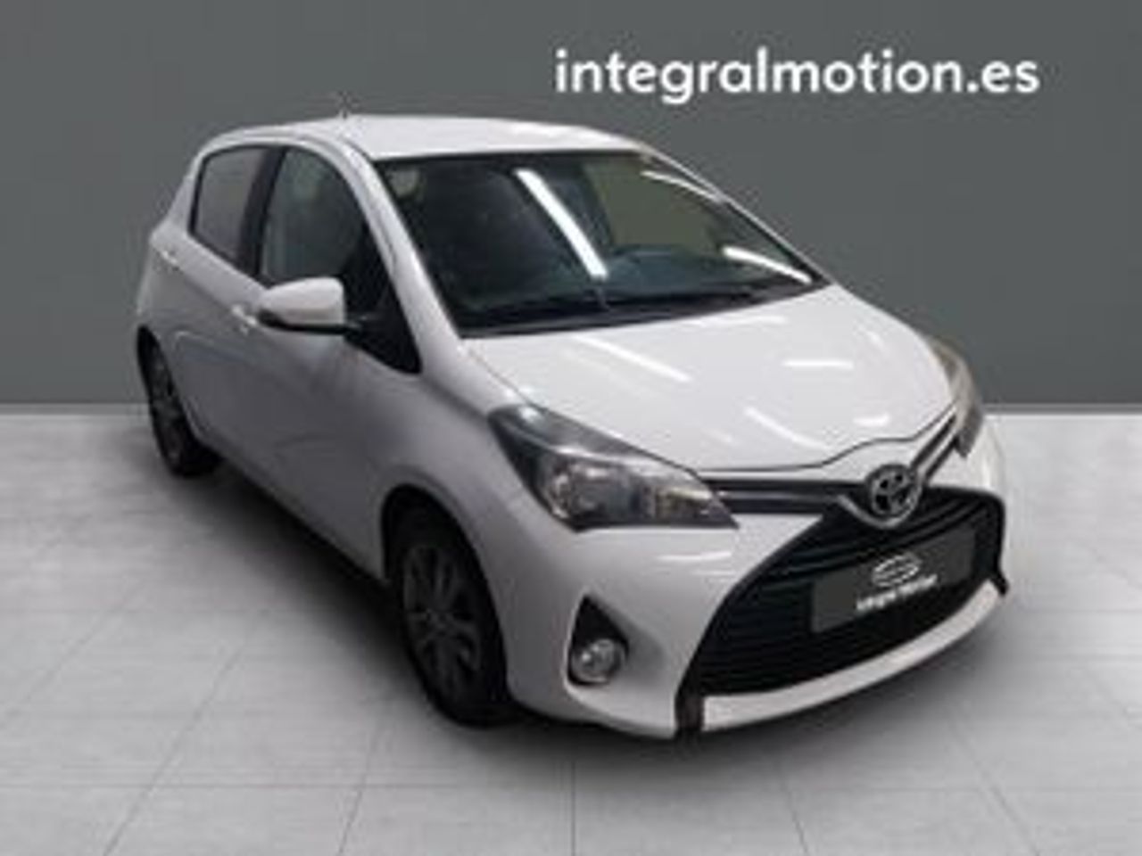 toyota yaris 2015 / foto grande (2)
