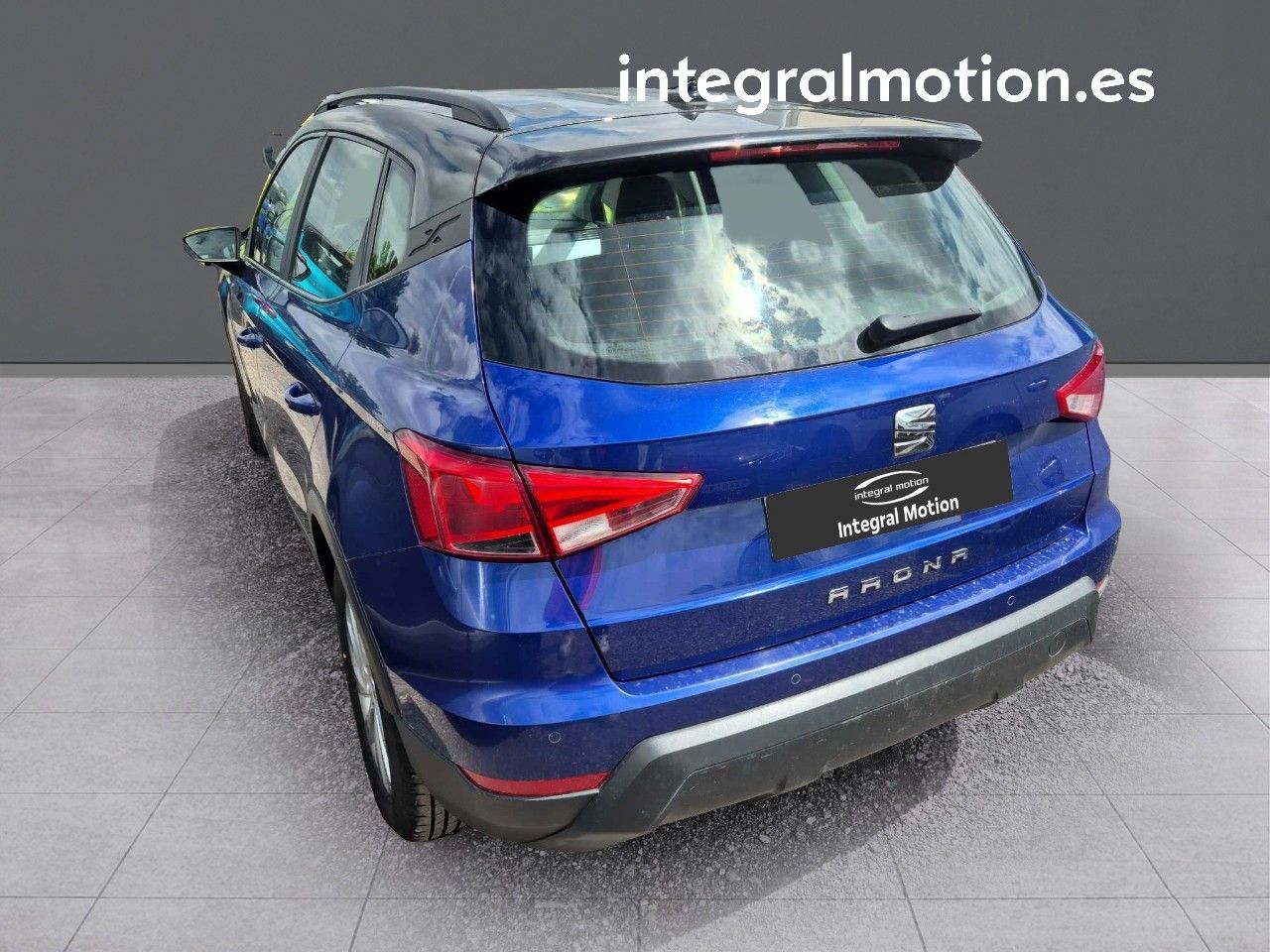 Rojo arona 2021  de segunda mano - seat arona 2021 /