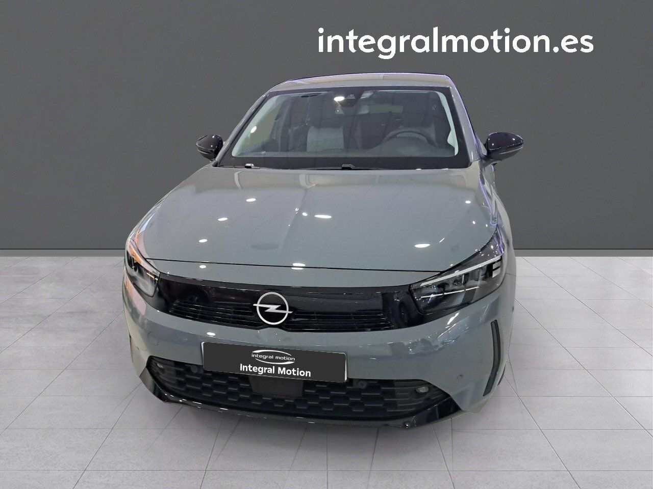 Opel zafira 5 puertas gris  de segunda mano - opel corsa 2025 /