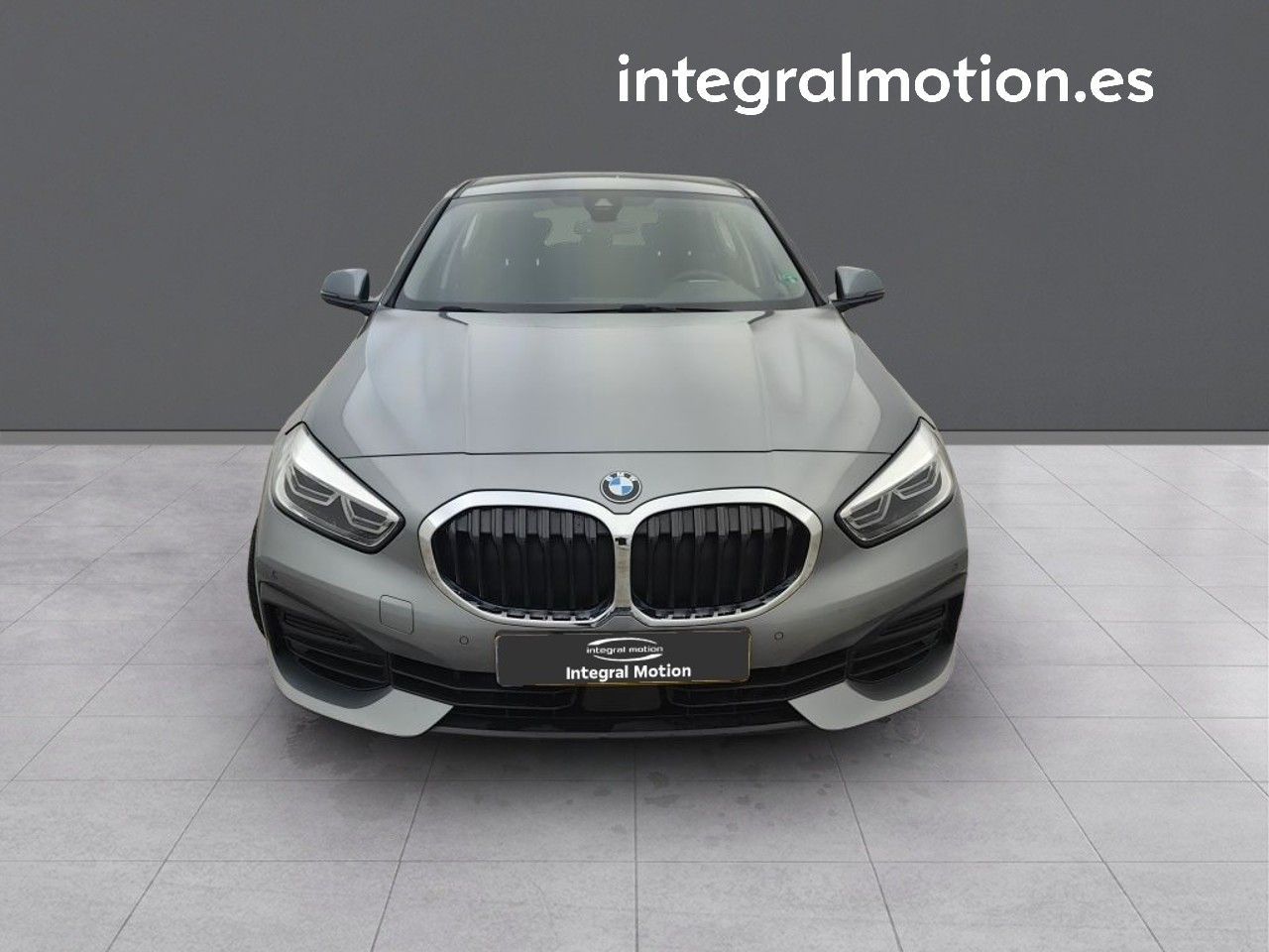 Foto bmw serie 1 2023 /