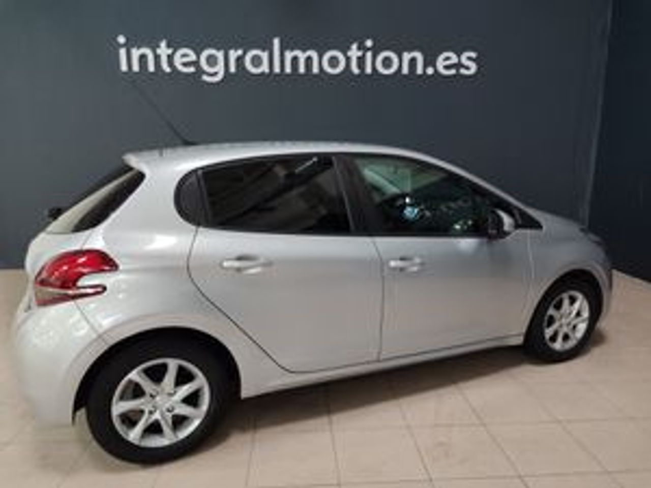 peugeot 208 2016 / foto grande (3)