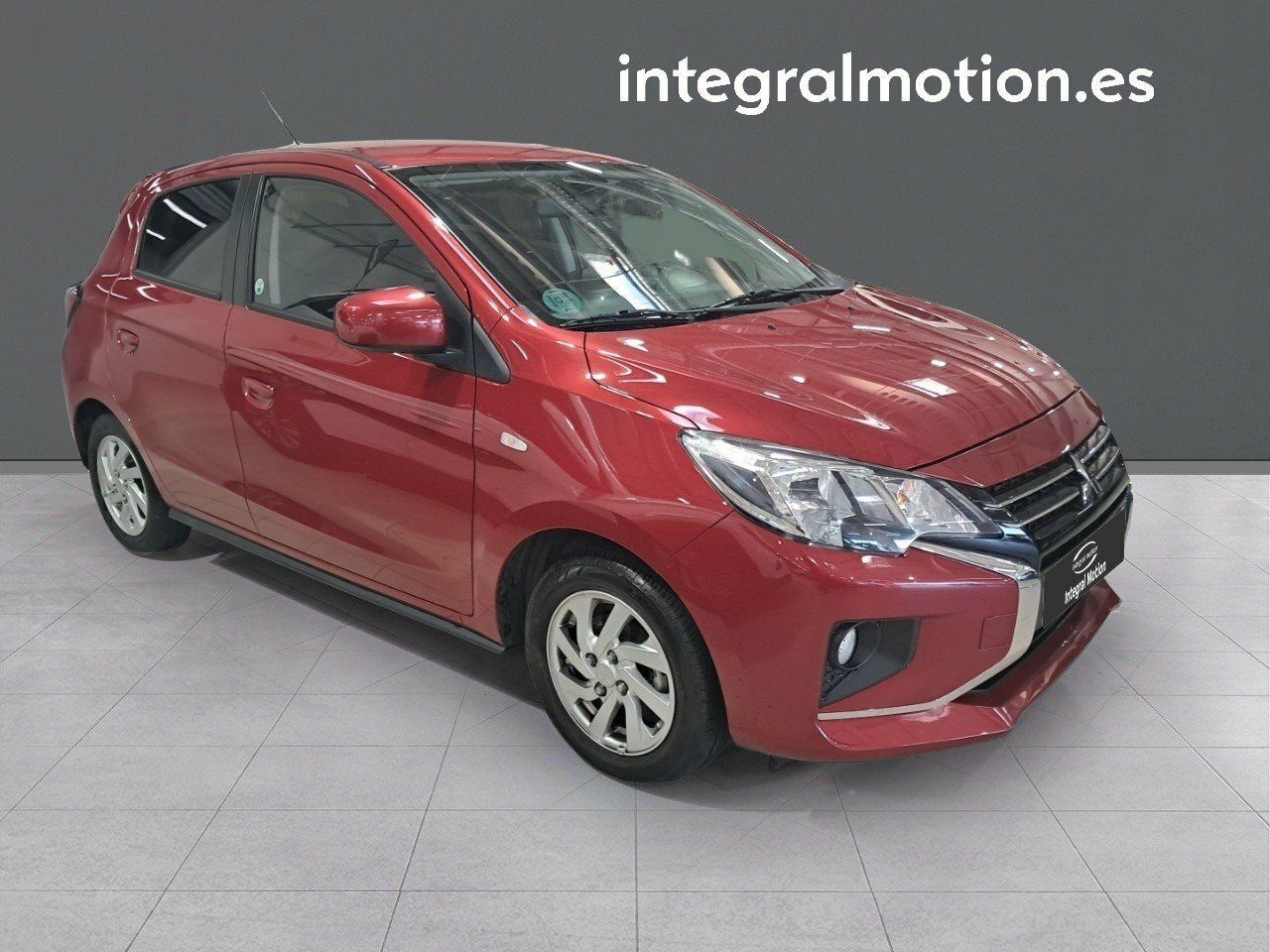 mitsubishi space star 2024 / foto grande (2)