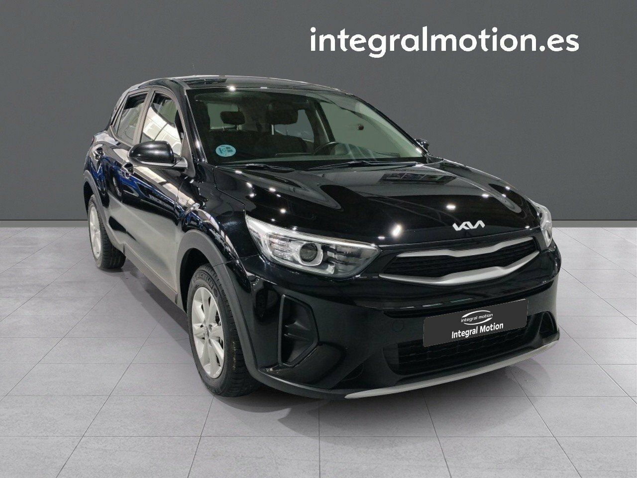 kia stonic 2023 / foto grande (2)