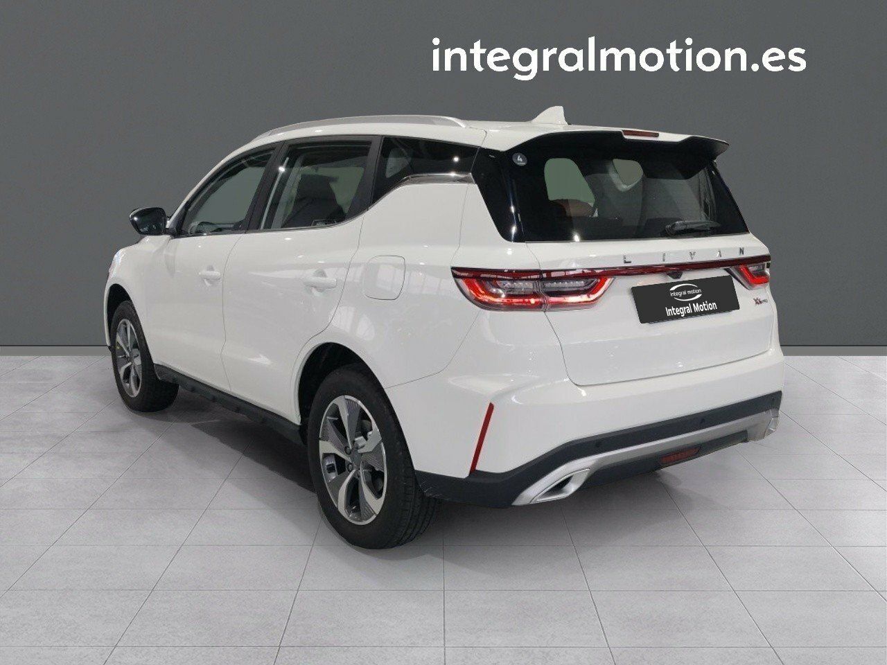 livan x6 pro 2025 / foto grande (3)