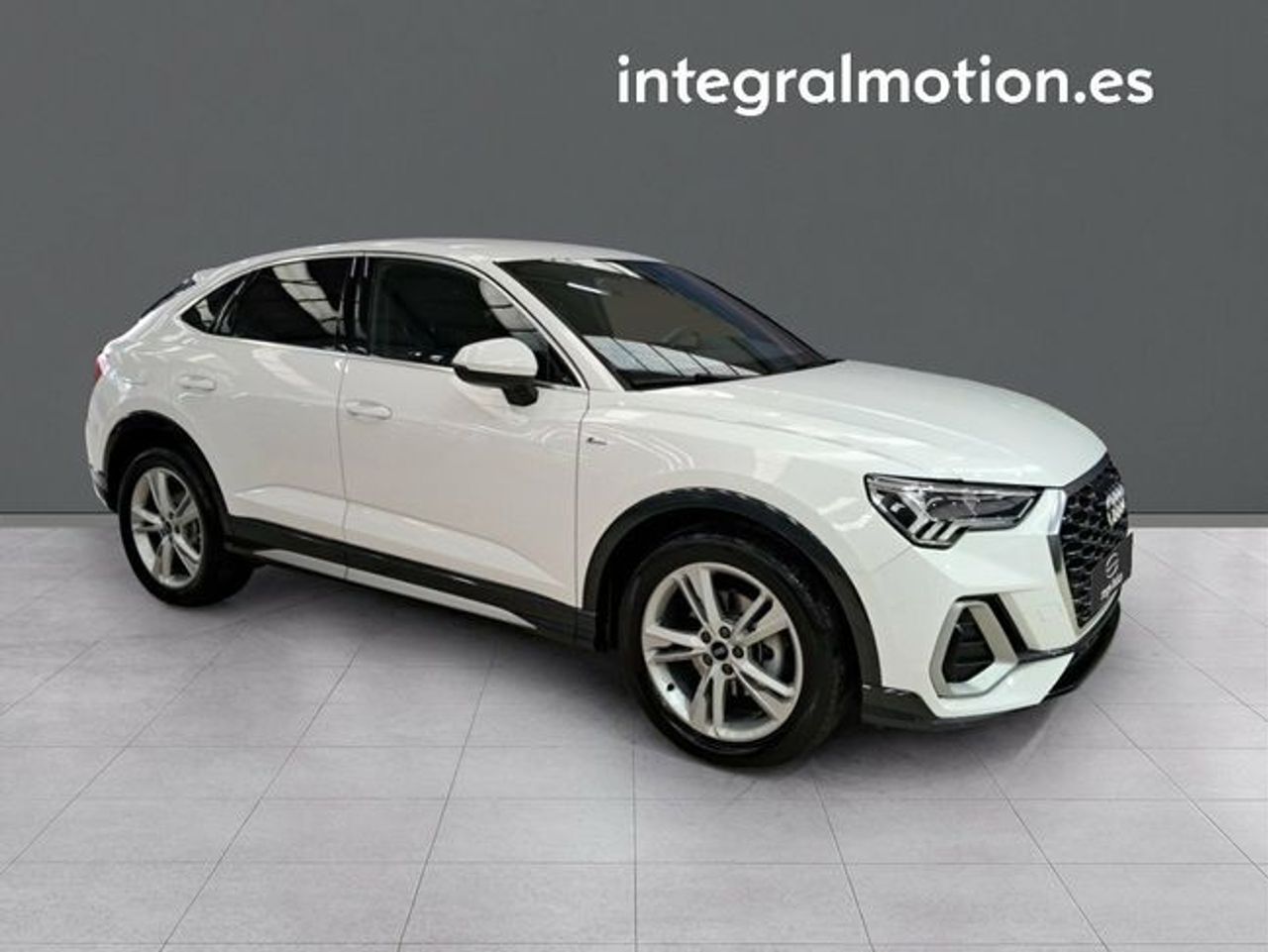 audi q3 2021 / foto grande (2)