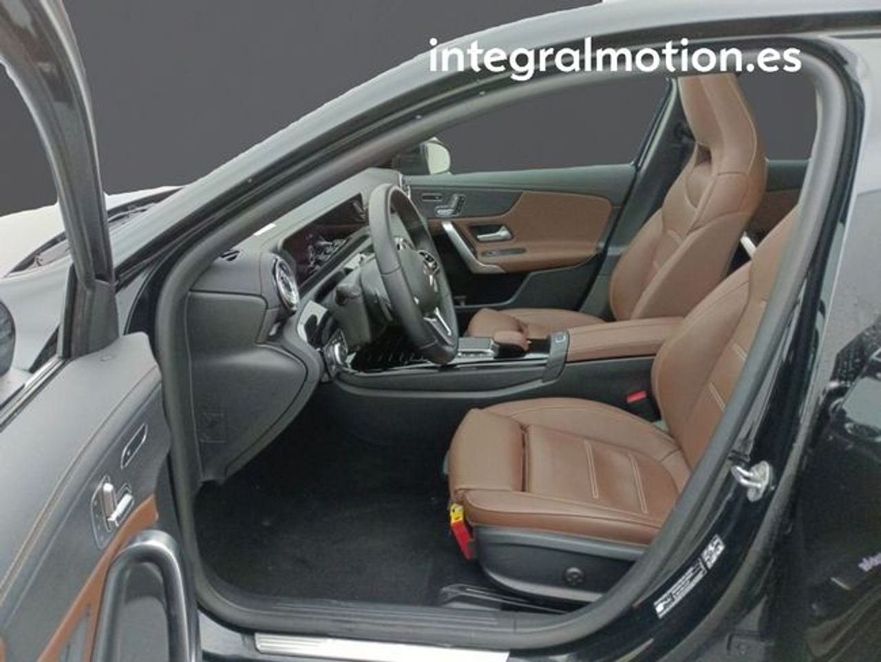 mercedes clase a 2021 / foto grande (3)
